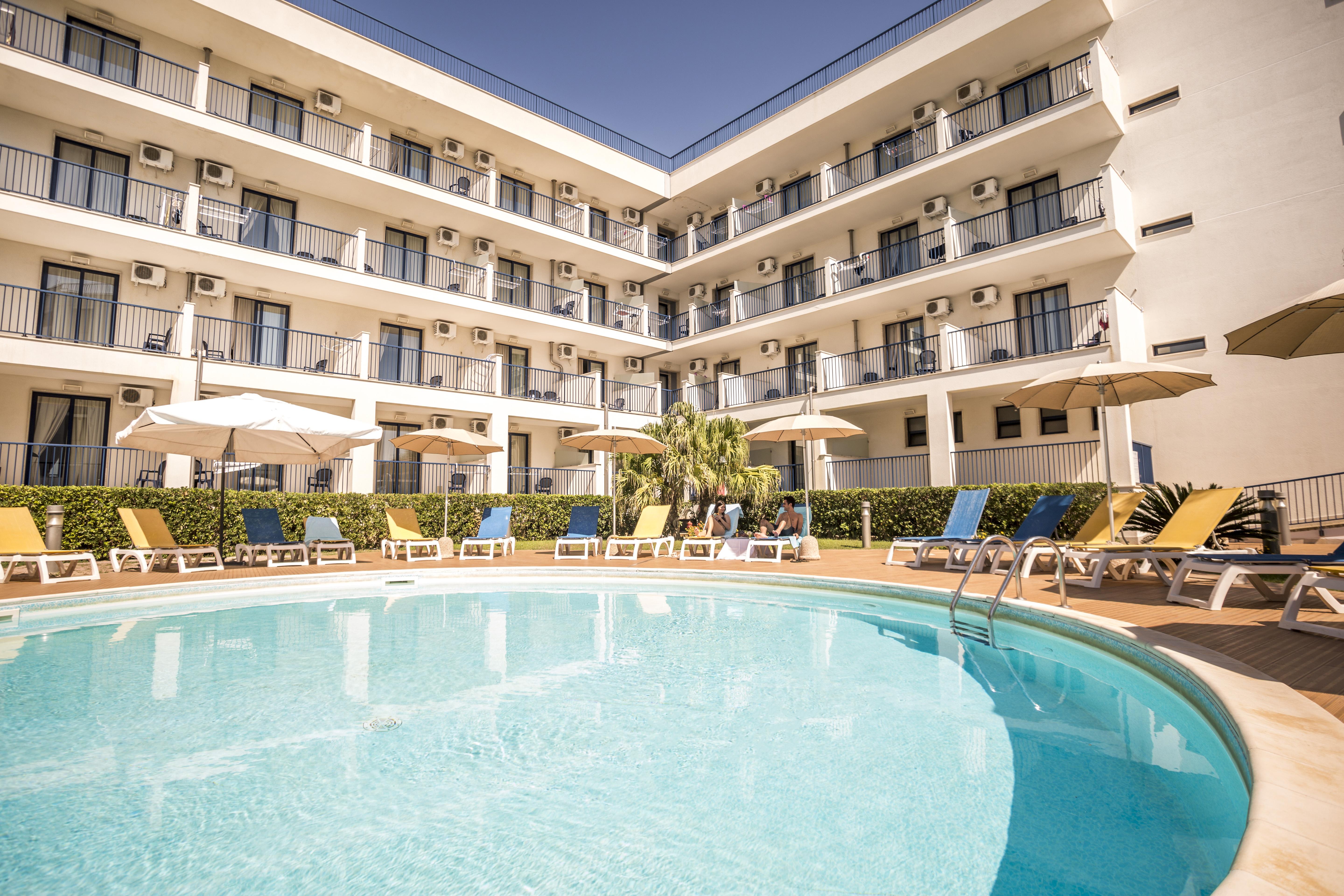 Ticho'S Greenblu Hotel カステッラネータ・マリーナ エクステリア 写真