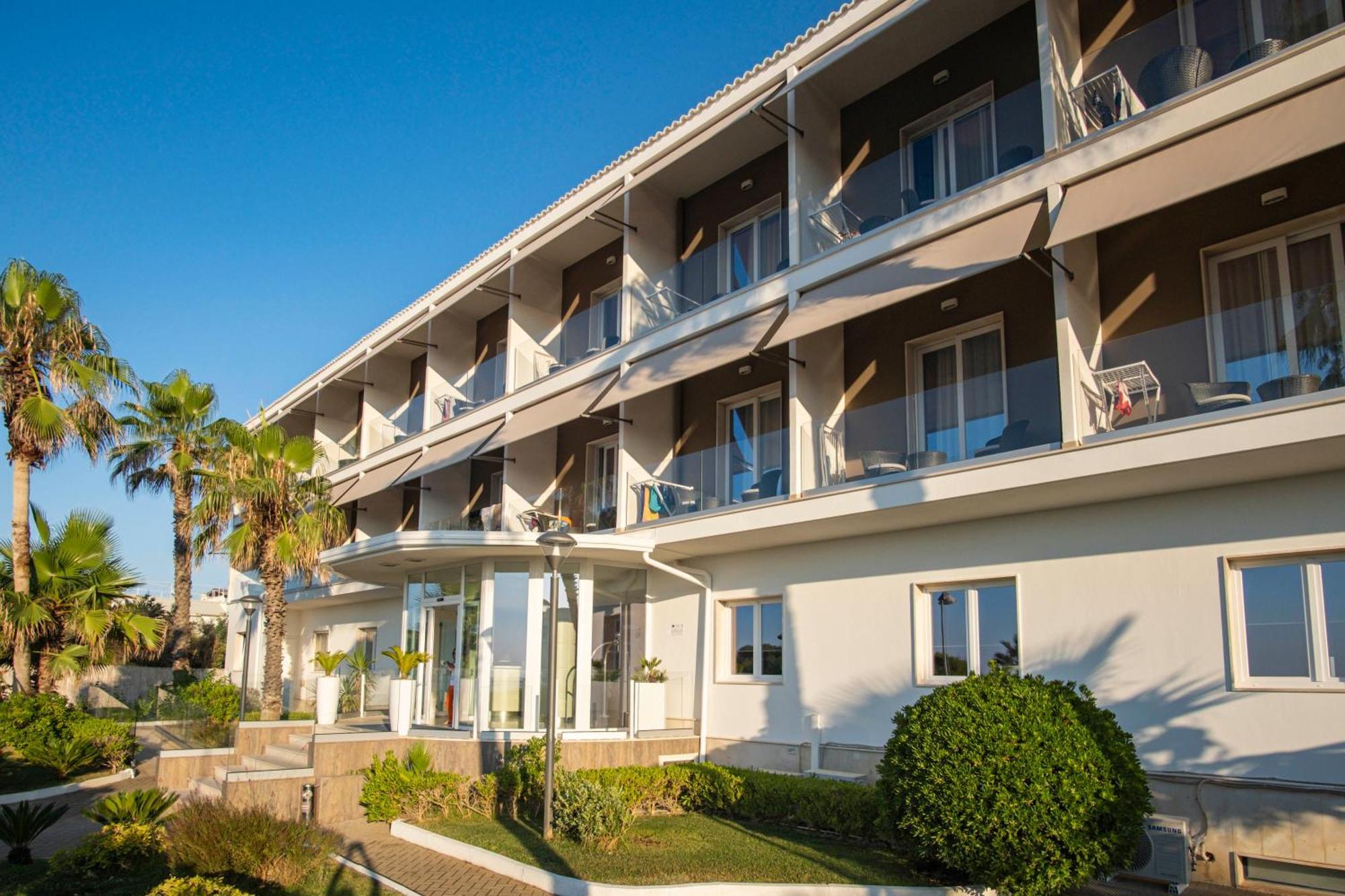 Ticho'S Greenblu Hotel カステッラネータ・マリーナ エクステリア 写真