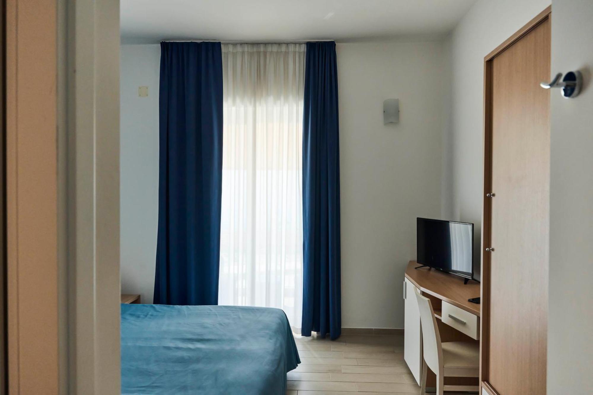Ticho'S Greenblu Hotel カステッラネータ・マリーナ エクステリア 写真