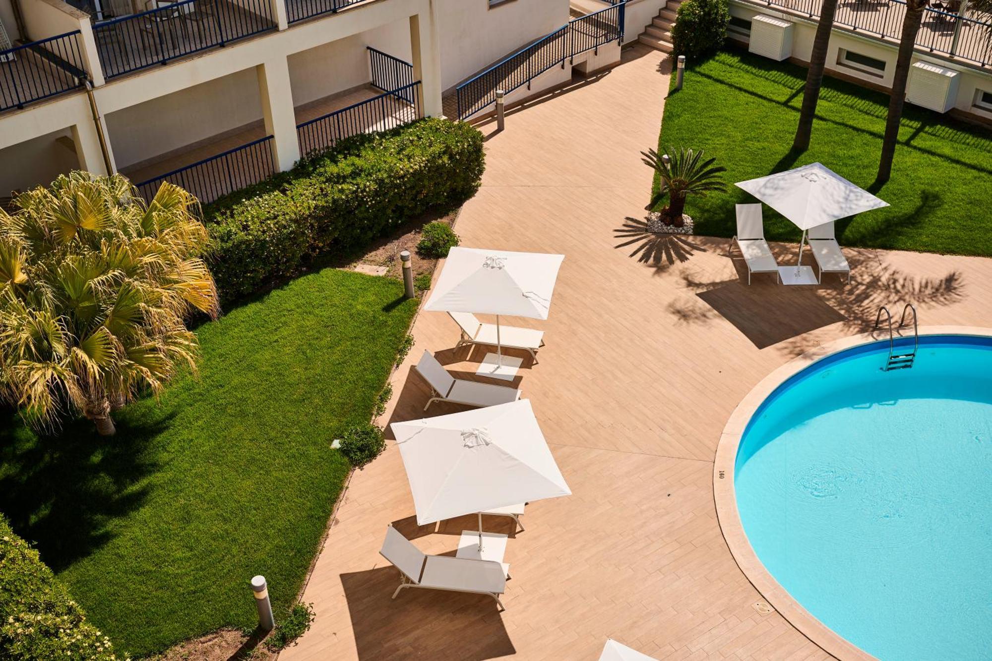 Ticho'S Greenblu Hotel カステッラネータ・マリーナ エクステリア 写真